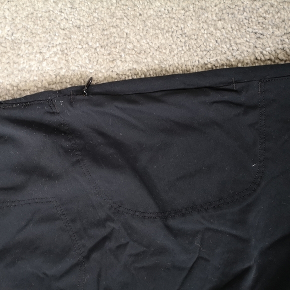 Mountain Hardware Pants - Picture 2 of 3